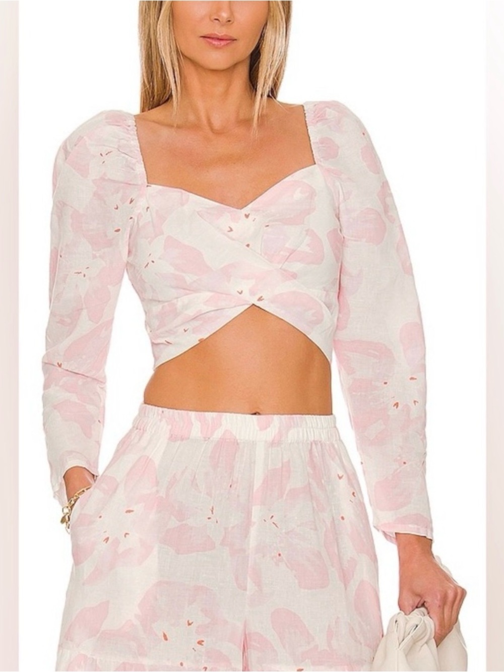 Something Navy Soft Pink Floral Puff-Sleeve Crop Top A5